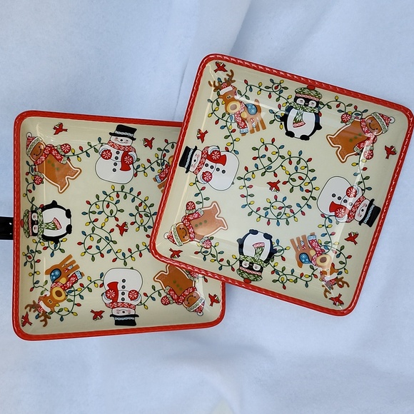 Temp-Tations Other - NWOT TEMP-TATIONS WINTER WHIMSY SET OF 2 DISHES